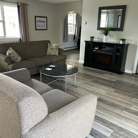 Middleton Motel & Suites Bagian luar foto